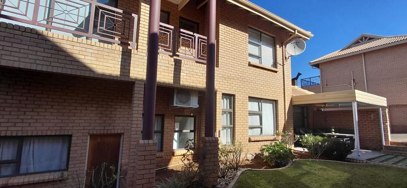 3 Bedroom Property for Sale in Heuwelsig Free State